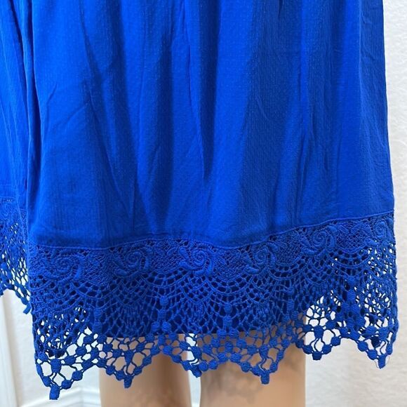 Xhiilaration Dress Size Large Cobalt Blue Scoop Neck Lace Cutout Waist Hem New - Picture 11 of 15